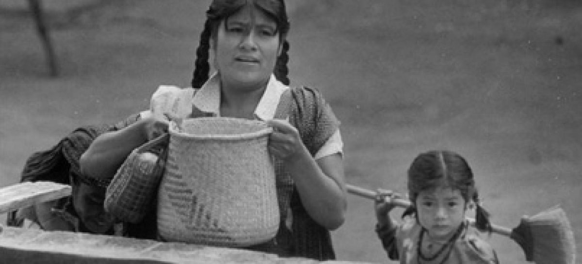 CONTRA LA TRIPLE OPRESIÓN DE LAS MUJERES INDÍGENAS