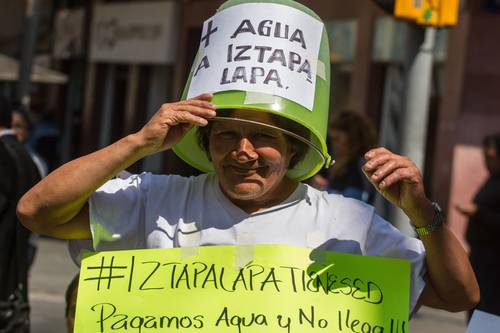 EL AGUA DERECHO HUMANO BÁSICO