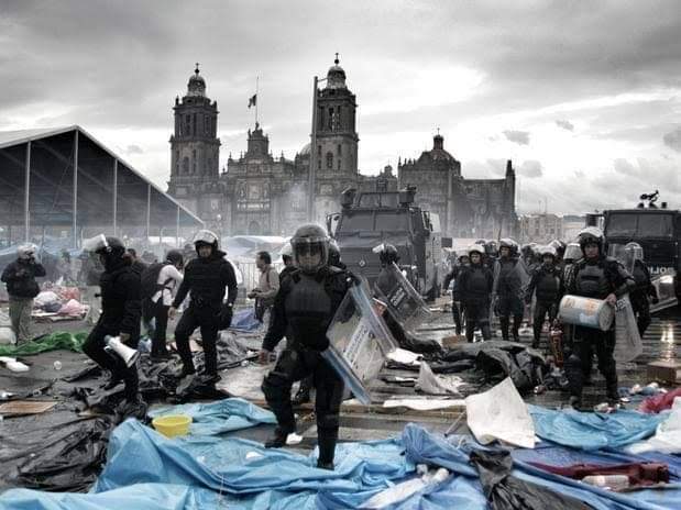 Los policías no son trabajadores, son el brazo armado de los explotadores.