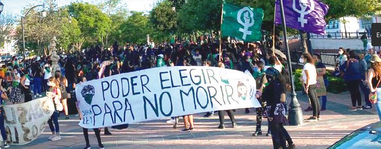 ¡ALTO A LA REPRESIÓN Y PERSECUCIÓN DE LAS MUJERES QUE LUCHAN EN QUERÉTARO!